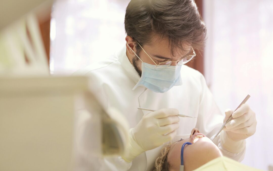 How to Find the Best Dental Implant Specialist in Honolulu